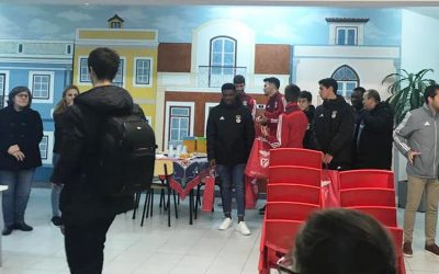 Mobiliário novo oferecido pelo ‘nosso vizinho’ Sport Lisboa e Benfica
